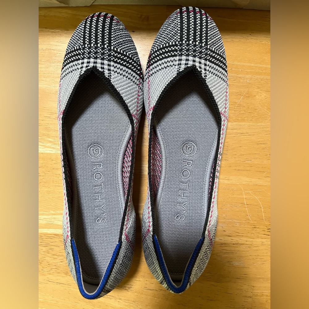 ROTHY’S The Flat - Grey Glen Plaid - Size 8 - Original Box - Retired